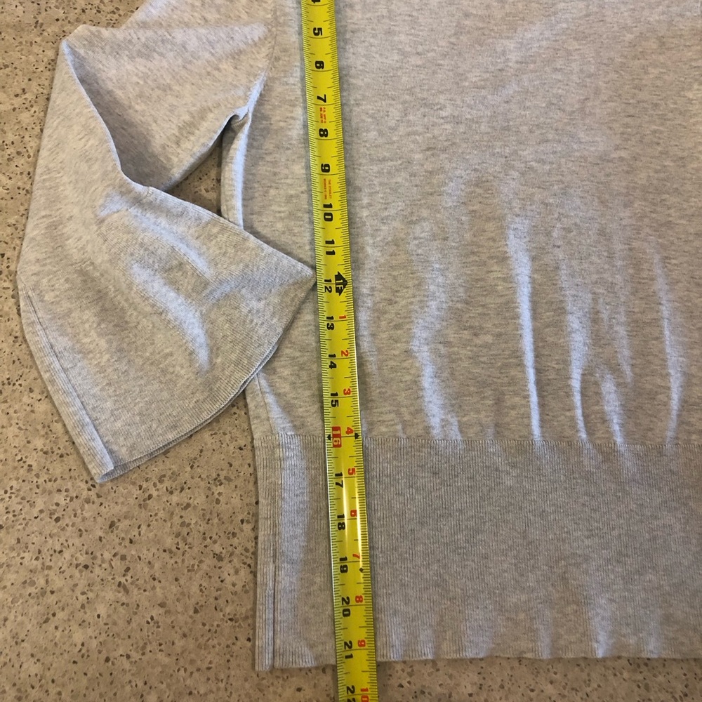 Ann Taylor Silk Cotton Blend Boatneck Pullover Top Bell Sleeve Size S Light Grey - Picture 10 of 10